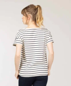 Marinière Manches Courtes Fond Grège Rayé Bleu Marine Femme 6 Marinière Manches Courtes Fond Grège Rayé Bleu Marine Femme -Vetements Simples Magasin prod 10038 mariniere mc fond grege raye indigo tasmar 666x812 fc7ea0111e0b