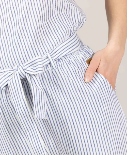 Pantalon 7/8ème Femme Rayé Blanc Et Bleu 7 Pantalon 7/8ème Femme Rayé Blanc Et Bleu -Vetements Simples Magasin prod 10057 7 8eme fond naturel raye bleu poma 666x812 fc7ea0111e0b