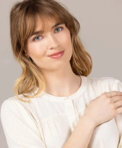 Chemise Blanc Cassé Femme -Vetements Simples Magasin prod 10313 chemise chemisier ml blanc casse calo 666x812 fc7ea0111e0b