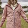 Ciré Vieux Rose Femme -Vetements Simples Magasin prod 10617 imper cire vieux rose fecirec 666x812 fc7ea0111e0b
