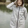 Ciré Gris Argent Femme -Vetements Simples Magasin prod 10622 imper cire gris argent fecirec 666x812 fc7ea0111e0b