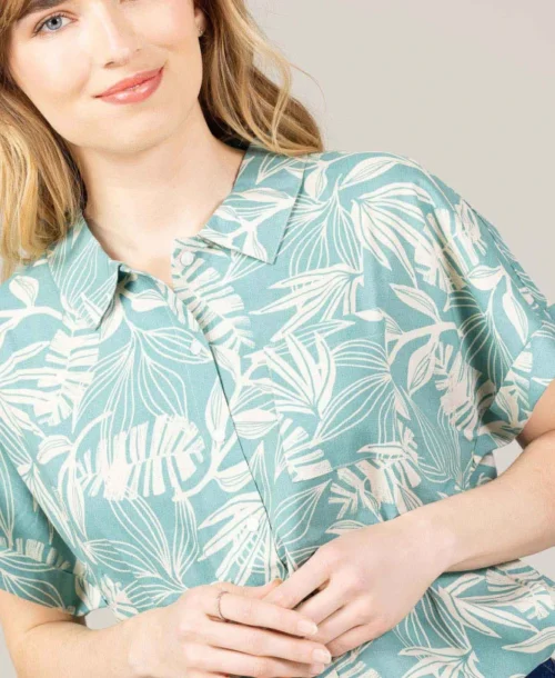 Chemise Femme Manches Courtes Imprimé Vert -Vetements Simples Magasin prod 10727 chemise chemisier mc imprime vert celiora 666x812 fc7ea0111e0b