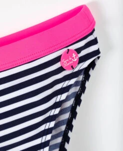 Maillot De Bain 2 Pièces Fille Rayé Bicolore -Vetements Simples Magasin prod 4156 maillot de bain fond blanc raye bleu malisa 666x812 fc7ea0111e0b