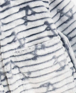 Robe De Chambre Toute Douce Grise Garçon -Vetements Simples Magasin prod 589 robe de chambre gris perle peiga 666x812 fc7ea0111e0b