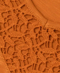 T-shirt Femme Jaune Ambré Col V Broderie -Vetements Simples Magasin prod 6808 tee shirt mc jaune ambre atroni 666x812 fc7ea0111e0b