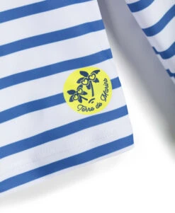 T-shirt De Bain Marinière Fille 7 T-shirt De Bain Marinière Fille -Vetements Simples Magasin prod 6845 maillot de bain fond blanc raye bleu ymerol 666x812 fc7ea0111e0b