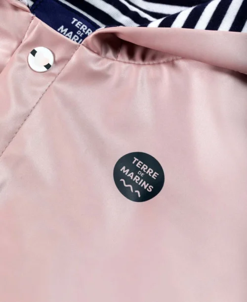 Cape De Pluie Rose Pour Bébé -Vetements Simples Magasin prod 6989 cape rose irise pecouli 666x812 fc7ea0111e0b