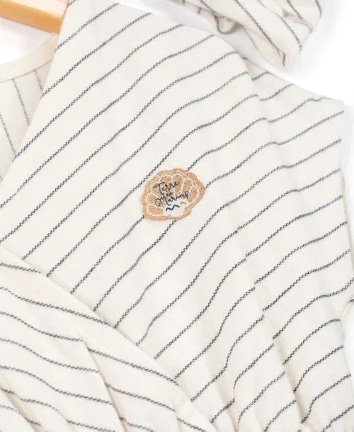 Ensemble Fille Robe Rayée Bleu Marine Fond Grège + Bandeau 7 Ensemble Fille Robe Rayée Bleu Marine Fond Grège + Bandeau -Vetements Simples Magasin prod 7220 robe accessoire fond grege raye indigo croby 666x812 fc7ea0111e0b