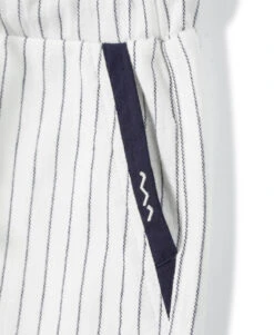 Bermuda Grège Rayé Marine En Lin Garçon -Vetements Simples Magasin prod 7520 bermuda fond grege raye indigo cermuda 666x812 fc7ea0111e0b