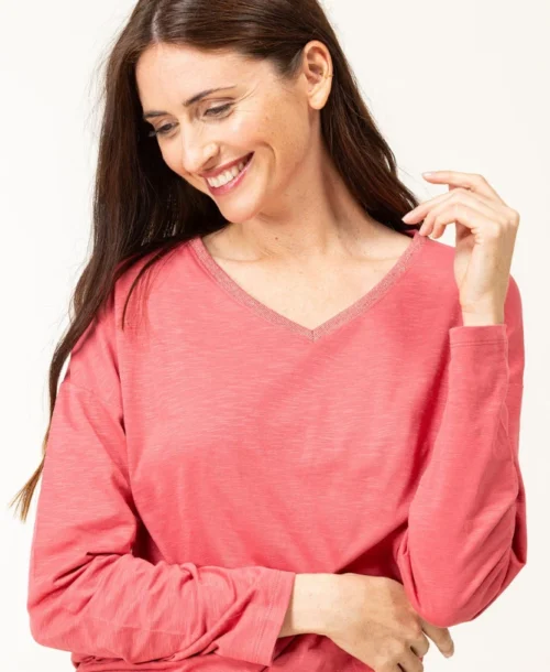 T-shirt Rose Manches Longues Col V Femme 9 T-shirt Rose Manches Longues Col V Femme -Vetements Simples Magasin prod 7956 tee shirt ml bois de rose triol 666x812 fc7ea0111e0b