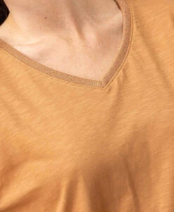 T-shirt Camel Femme Manches Longues Col V -Vetements Simples Magasin prod 8012 tee shirt ml camel triol 666x812 fc7ea0111e0b