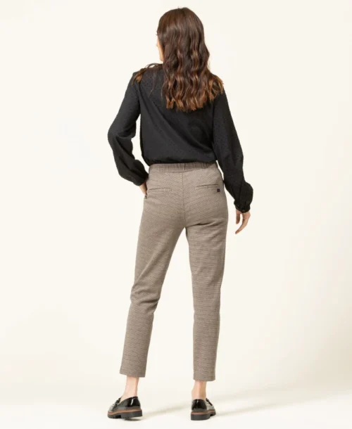 Pantalon 7/8ème à Carreaux Pied De Poule Femme -Vetements Simples Magasin prod 8034 7 8eme imprime pekany 666x812 fc7ea0111e0b
