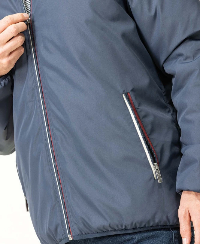 Blouson Homme Bleu Marine Avec capuche Ajustable 5 Blouson Homme Bleu Marine Avec capuche Ajustable – Image 3