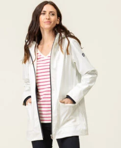 Ciré Blanc Nacré Femme 7 Ciré Blanc Nacré Femme -Vetements Simples Magasin prod 8453 imper cire blanc nacre xecirec 666x812 fc7ea0111e0b