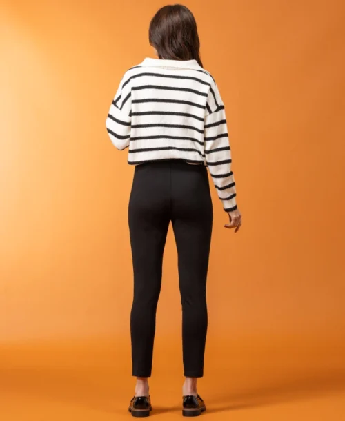 Pantalon Noir 7/8ème Femme -Vetements Simples Magasin prod 8642 7 8eme noir epita 666x812 fc7ea0111e0b