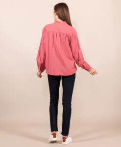 Chemise Rose Col Montant Femme 11 Chemise Rose Col Montant Femme -Vetements Simples Magasin prod 8767 chemise chemisier ml bois de rose carvie 666x812 fc7ea0111e0b