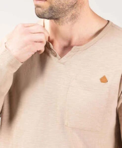 T-shirt Homme Beige Manches Longues col Tunisien -Vetements Simples Magasin prod 9047 tee shirt ml sable tatori 666x812 fc7ea0111e0b