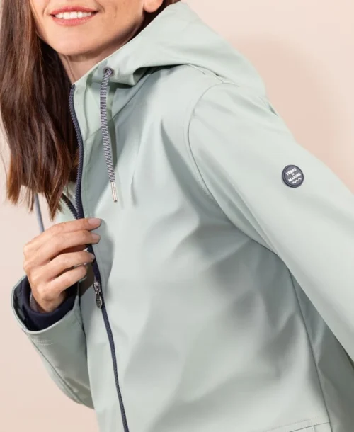 Ciré Vert Amande Femme 13 Ciré Vert Amande Femme -Vetements Simples Magasin prod 9245 imper cire vert pale fecirec 666x812 fc7ea0111e0b