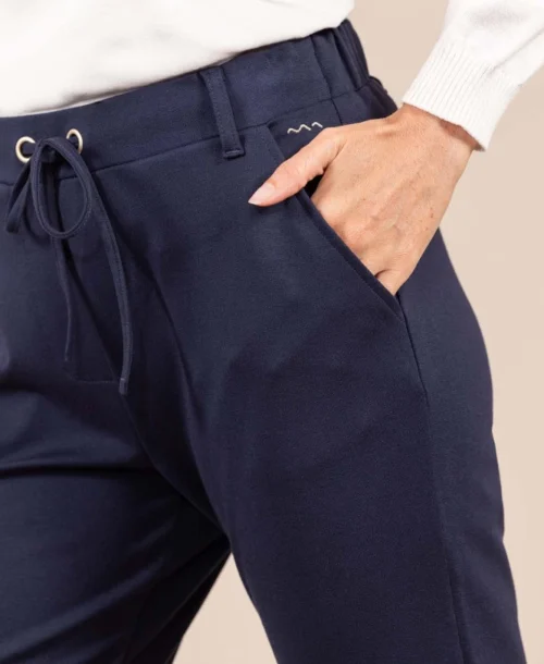 Pantalon Milano Bleu Marine Femme 7 Pantalon Milano Bleu Marine Femme -Vetements Simples Magasin prod 9423 7 8eme indigo pisera 666x812 fc7ea0111e0b