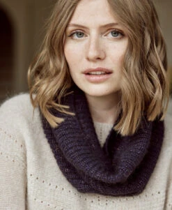 Snood Bleu Marine Made In France Femme -Vetements Simples Magasin prod 9530 echarpe indigo altea 666x812 fc7ea0111e0b