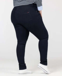 Jean Bleu Femme -Vetements Simples Magasin prod 9693 pantalon denim bleu comkomo bis 666x812 fc7ea0111e0b